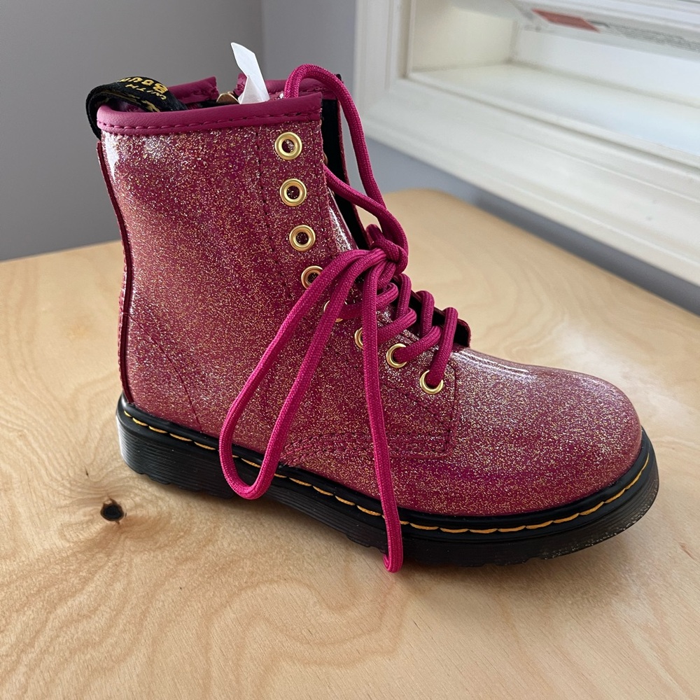 Brand New Toddler / Girls Dr. Martens Glittery Pink Boots